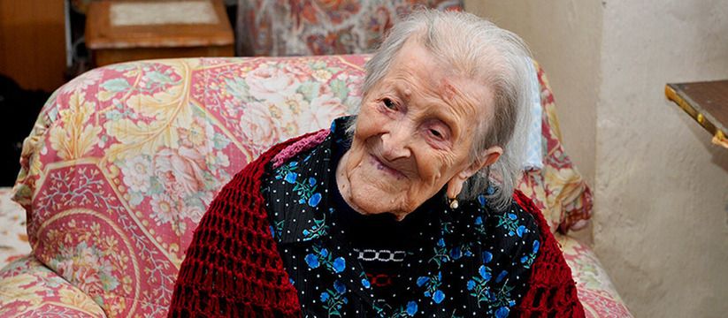За долгие и счастливые 117 лет, которые она провела, не ела ни фруктов, ни овощей, но в ее меню на протяжении жизни было всего одно блюдо