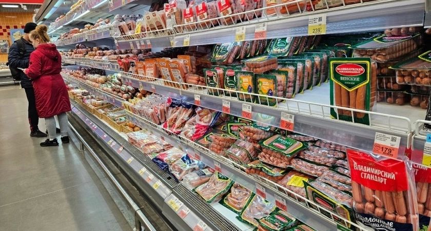 Роскачество огласило 15 марок сосисок из чистого мяса, которые можно спокойно покупать без опасений