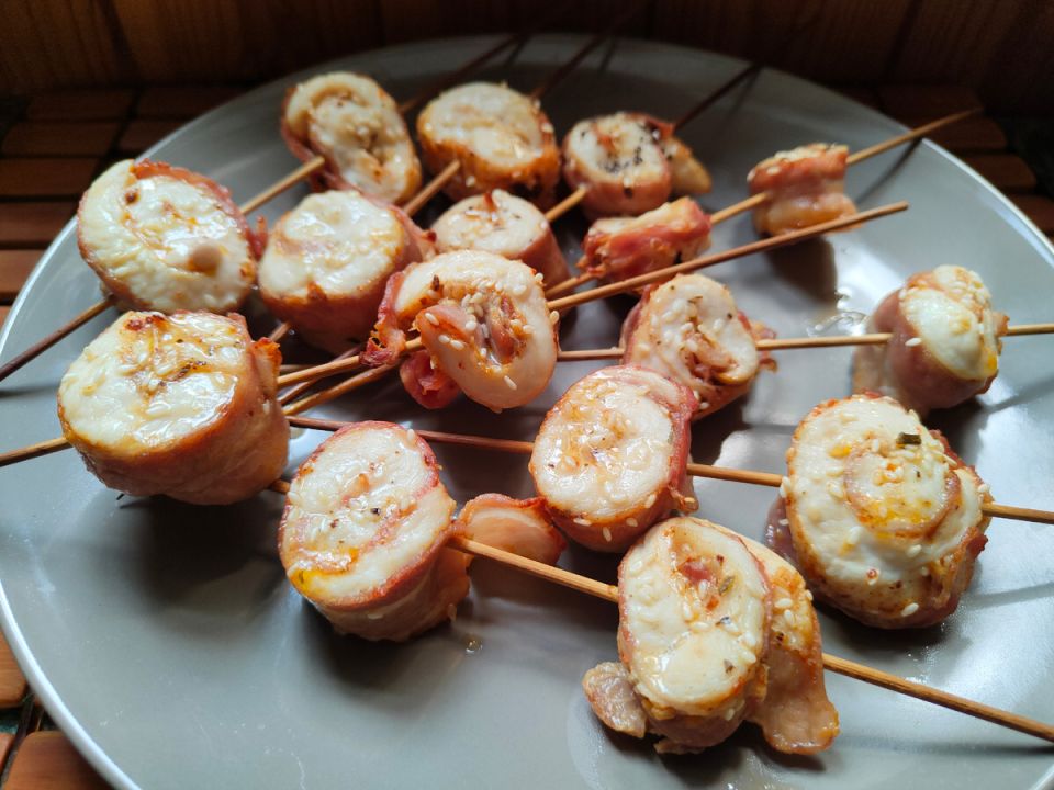 Уникальные рулетики из куриной грудки с беконом