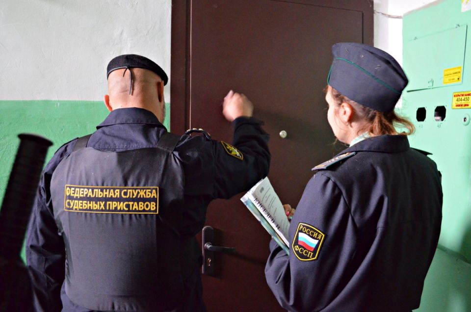 Что делать, если к вам пришли судебные приставы: