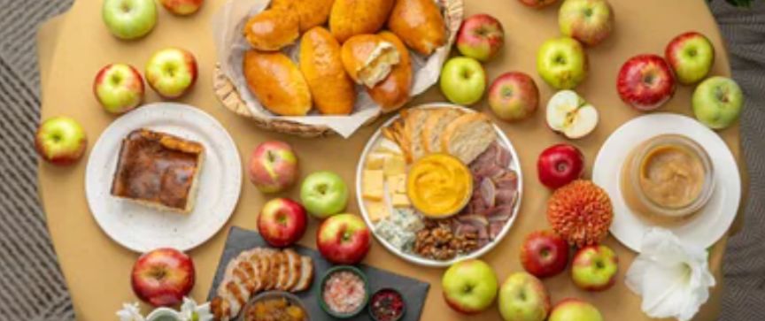 Как использовать яблоки: 7 оригинальных рецептов для домашнего угощения