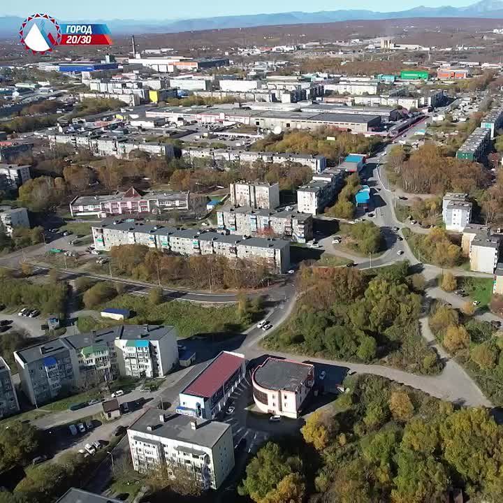 В Петропавловске-Камчатском в рамках программы развития «Город 20/30» благоустраиваются общественные пространства, а также проводятся ремонты объектов дорожной инфраструктуры