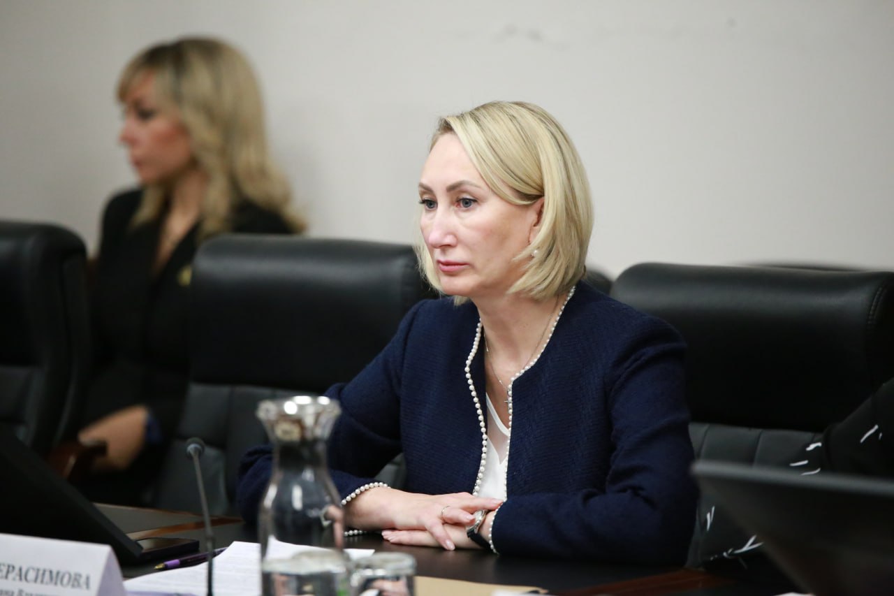 Депутаты камчатского парламента согласовали назначение членов нового состава краевого Правительства Депутаты камчатского парламента согласовали назначение членов нового состава краевого Правительства