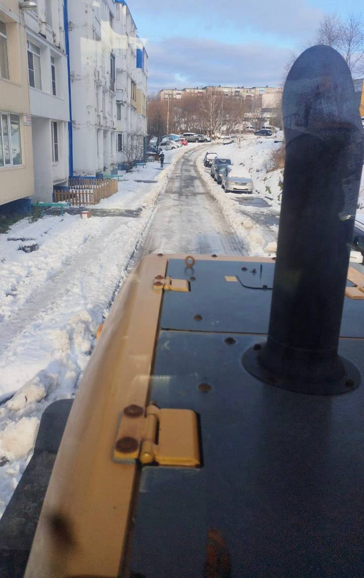 Город день за днем. 29 октября 2025 года Дорожные службы продолжают устранять последствия циклона Город день за днем. 29 октября 2025 года Дорожные службы продолжают устранять последствия циклона