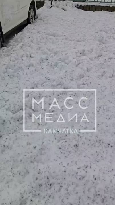 Жители района АЗС жалуются на сажу и пепел от котельной