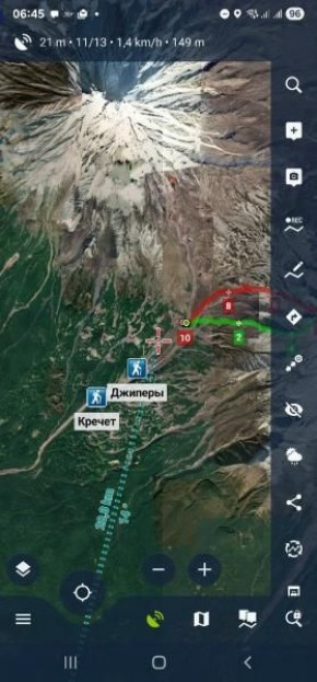 На Камчатке спасли застрявших в лютую пургу туристов