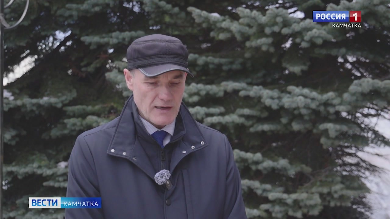 Туристам, которые решили покорить Авачиснкую сопку в пургу, пришлось обратиться к спасателям за помощью