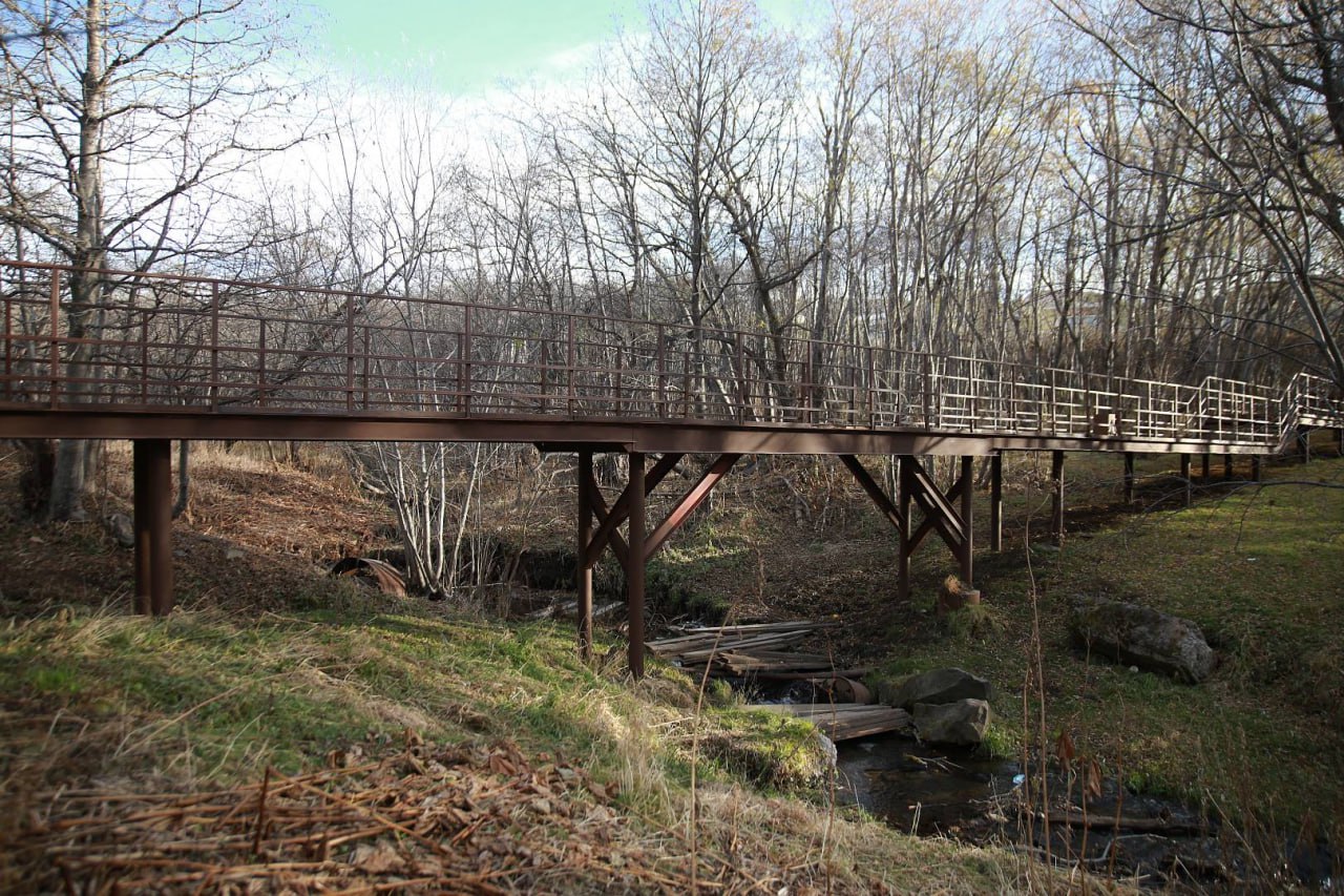 Краевой депутат Владимир Агеев и мониторинговая группа проверили качество новой экологической пешеходной тропы от парка Победы до автобусной остановки на улице Академика Королёва в Петропавловске-Камчатском Краевой депутат Владимир Агеев и мониторинговая группа проверили качество новой экологической пешеходной тропы от парка Победы до автобусной остановки на улице Академика Королёва в Петропавловске-Камчатском