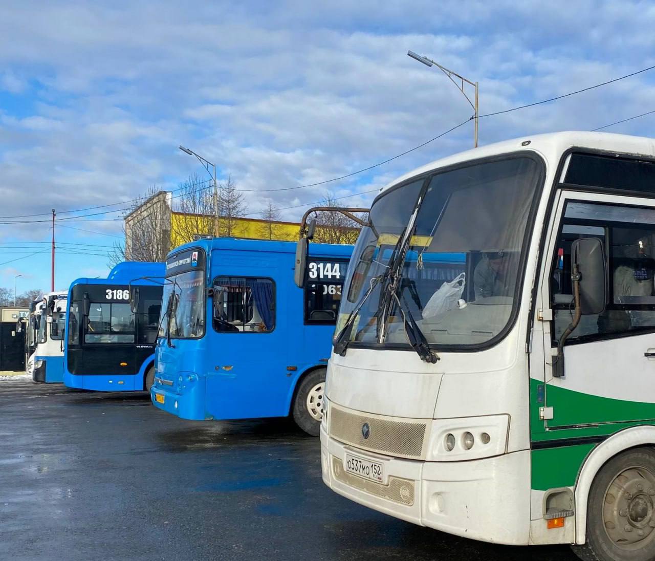 В краевой столице проверили автобусы на предмет технического и санитарного состояния