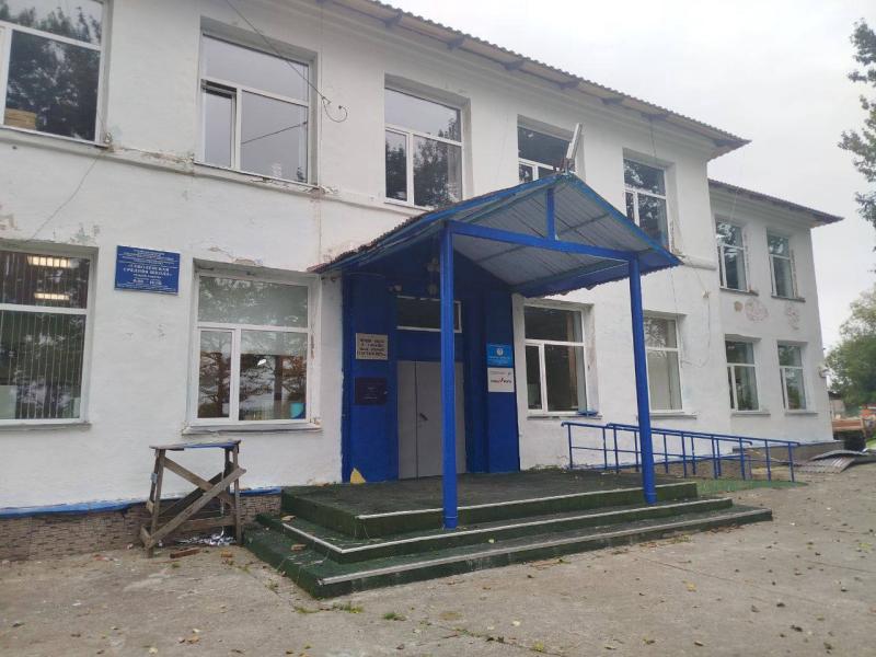 Камчатский подрядчик ответит за гибель рабочего при падении со школьной крыши