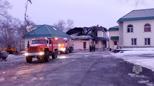 Пожар в загородной усадьбе «Росинка» тушили более 13 часов