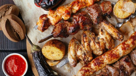 Разогревать вчерашнее мясо нужно только так: получается сочным и нежным