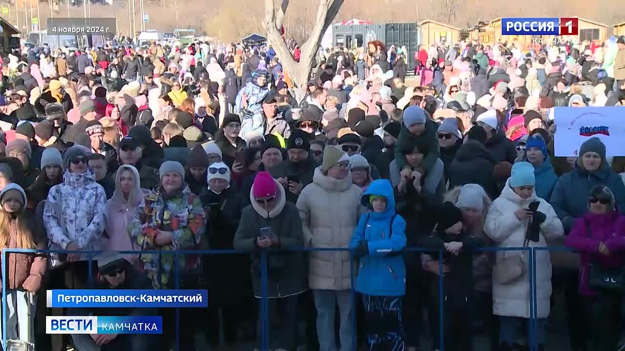4 ноября вся страна отметит день народного единства - праздник, напоминающий нам о подвиге народного ополчения во главе с Кузьмой Мининым и Дмитрием Пожарским