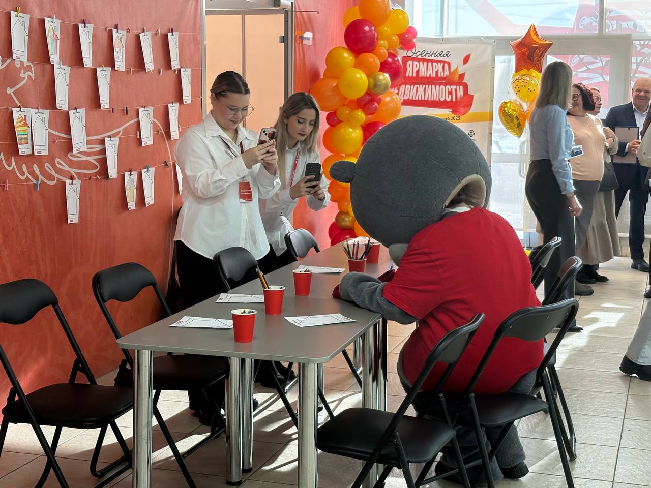 Большая выставка, посвященная недвижимости, прямо сейчас проходит в Петропавловске-Камчатском Большая выставка, посвященная недвижимости, прямо сейчас проходит в Петропавловске-Камчатском