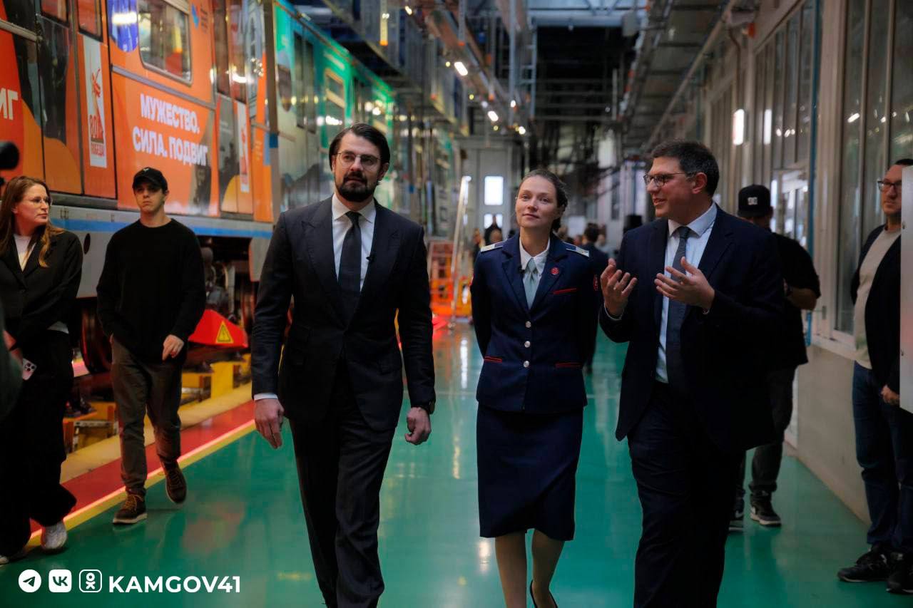 Камчатка и Дальний Восток – в составе «Дальневосточного экспресса» на линиях Московского метро Камчатка и Дальний Восток – в составе «Дальневосточного экспресса» на линиях Московского метро