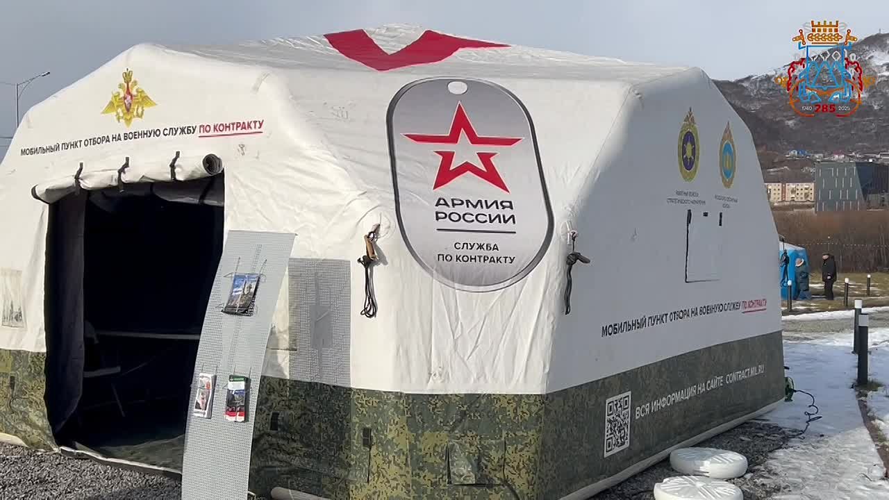 На городской площадке «Экосистема. Дача» работает мобильный пункт отбора на военную службу по контракту