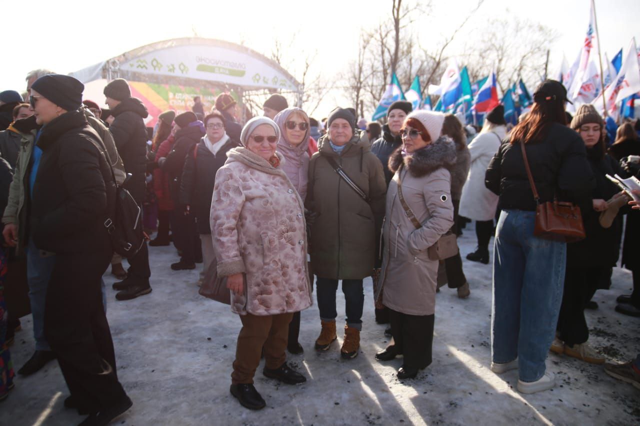В ПетропавловскеКамчатском проходят торжества в честь Дня народного единства В ПетропавловскеКамчатском проходят торжества в честь Дня народного единства