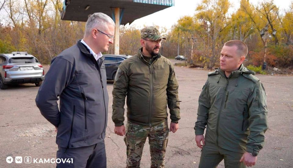 Глава региона Владимир Солодов в рамках рабочей поездки в ДНР встретился с личным составом 40-й бригады морской пехоты