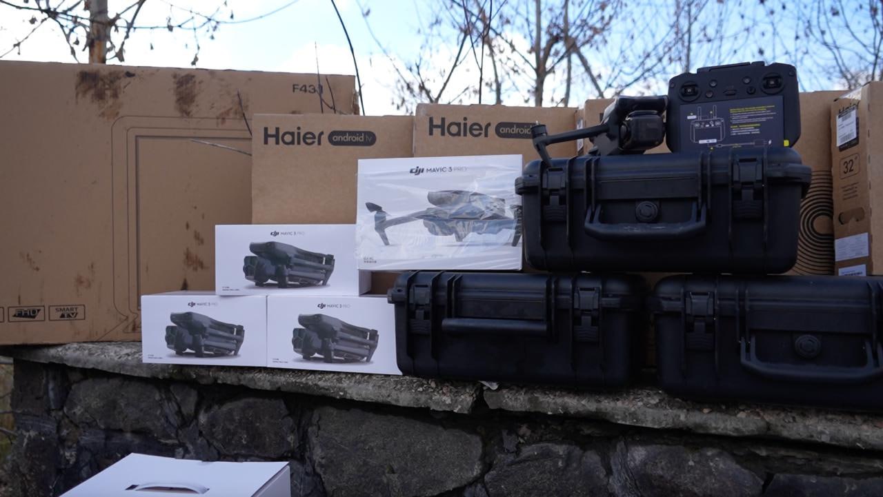 Губернатор Камчатского края передал камчатским морпехам новую партию необходимого оборудования Губернатор Камчатского края передал камчатским морпехам новую партию необходимого оборудования