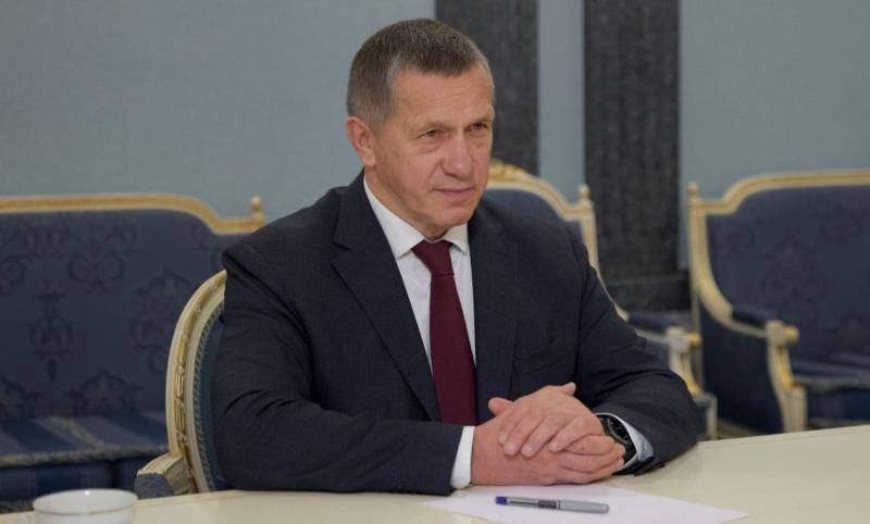 Юрий Трутнев поздравил жителей Дальнего Востока с Днем народного единства