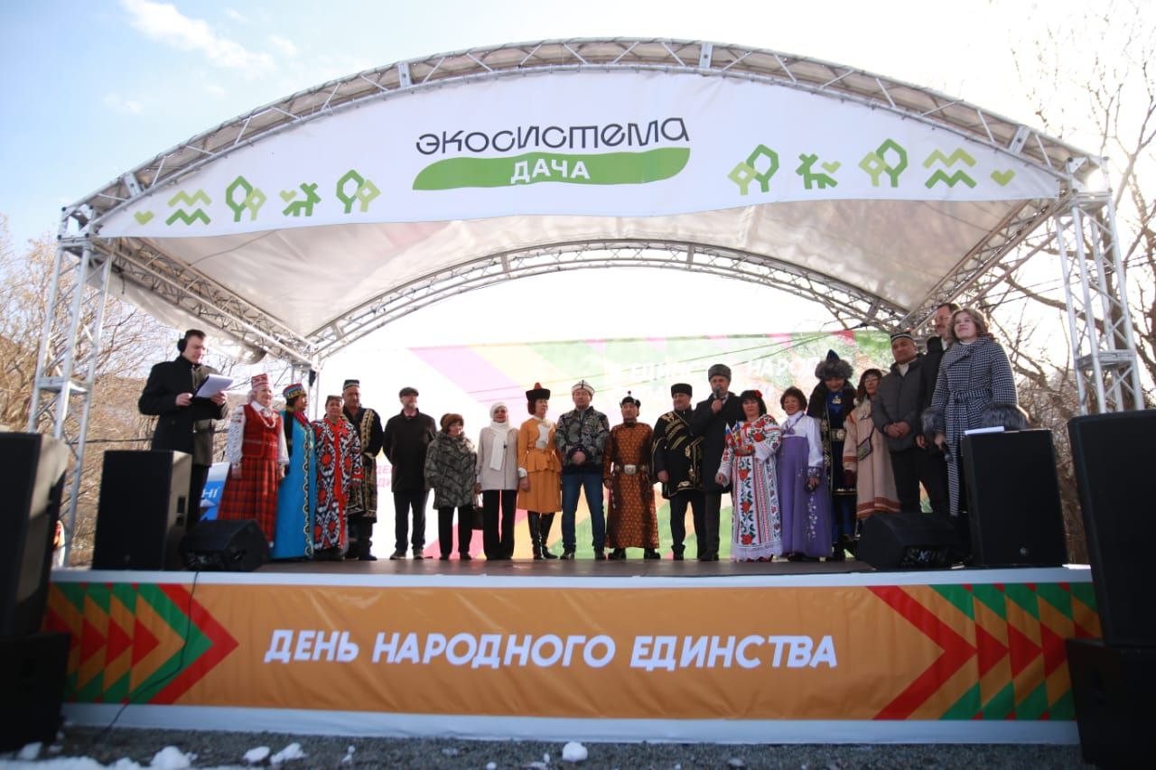В ПетропавловскеКамчатском проходят торжества в честь Дня народного единства В ПетропавловскеКамчатском проходят торжества в честь Дня народного единства