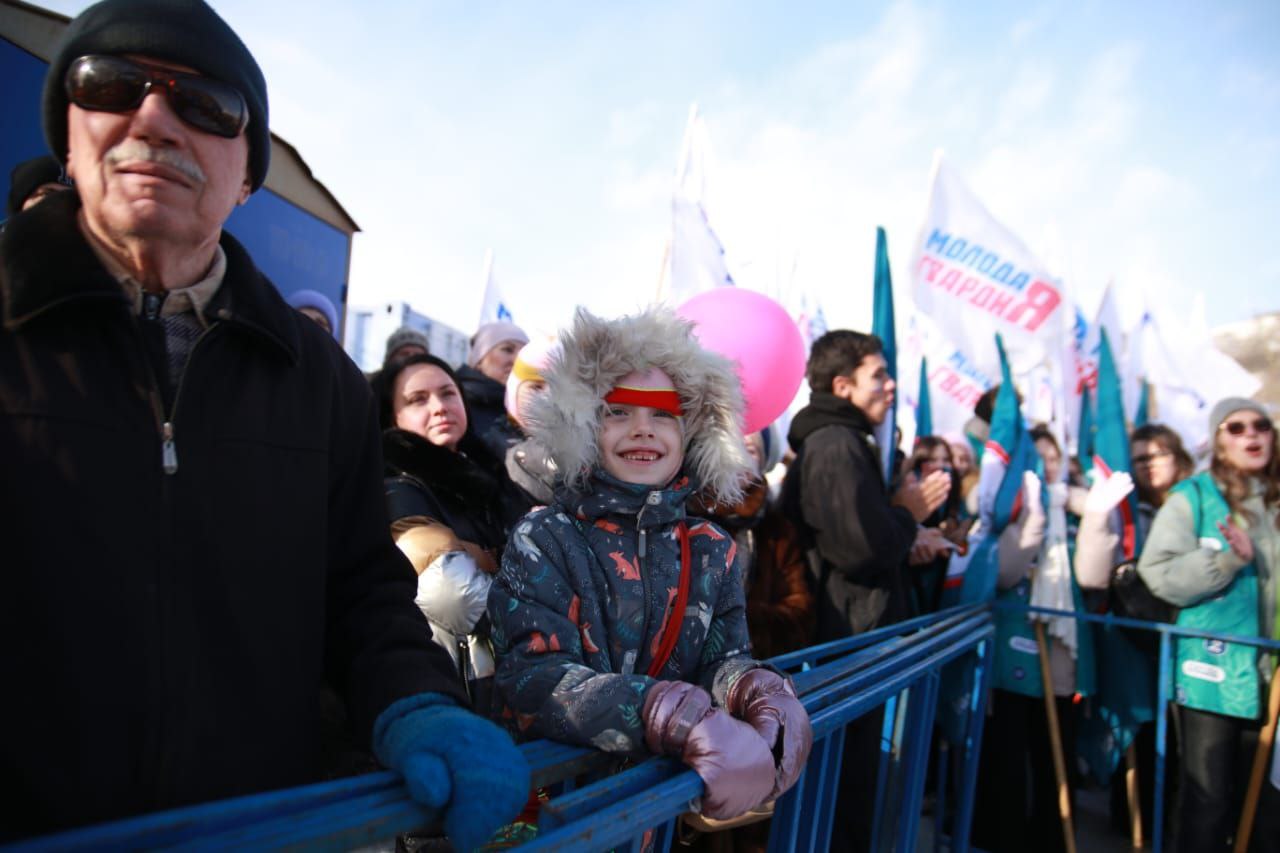 В ПетропавловскеКамчатском проходят торжества в честь Дня народного единства В ПетропавловскеКамчатском проходят торжества в честь Дня народного единства