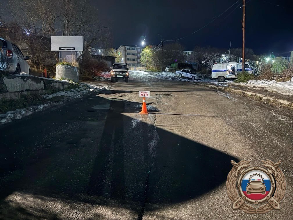 Водитель насмерть переехал пешехода, лежавшего на дороге