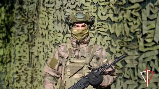 Росгвардейцы, выполняющие задачи на южном направлении в зоне СВО, подготовили видеопоздравление ко Дню народного единства