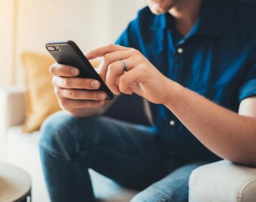 Переписки россиян будут храниться в течение трёх лет — соответствующее постановление подписал Михаил Мишустин