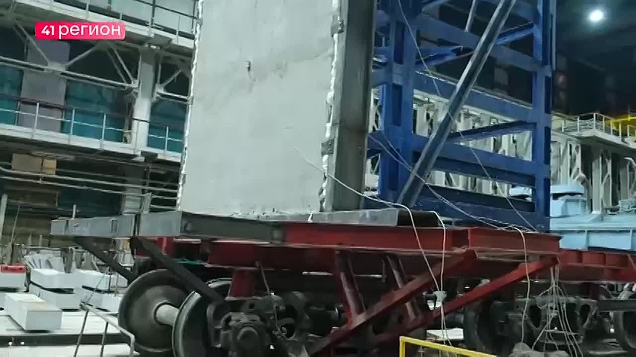 Правительство Камчатского края вместе с ведущими российскими и зарубежными экспертами подбирает оптимальные технологии строительства и сейсмоукрепления