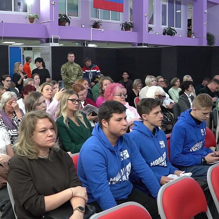 На базе средней школы № 27 Петропавловска-Камчатского открылась новая «Точка кипения – Вектор Камчатки», которая ориентирована на коллективную работу по развитию биотехнологий и исследовательской деятельности среди школьников