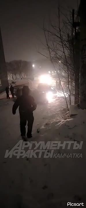 На спуске к Блюхера столкнулись несколько авто