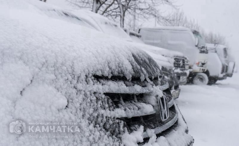 Циклон принесет снег и штормовой ветер на восточное побережье Камчатки