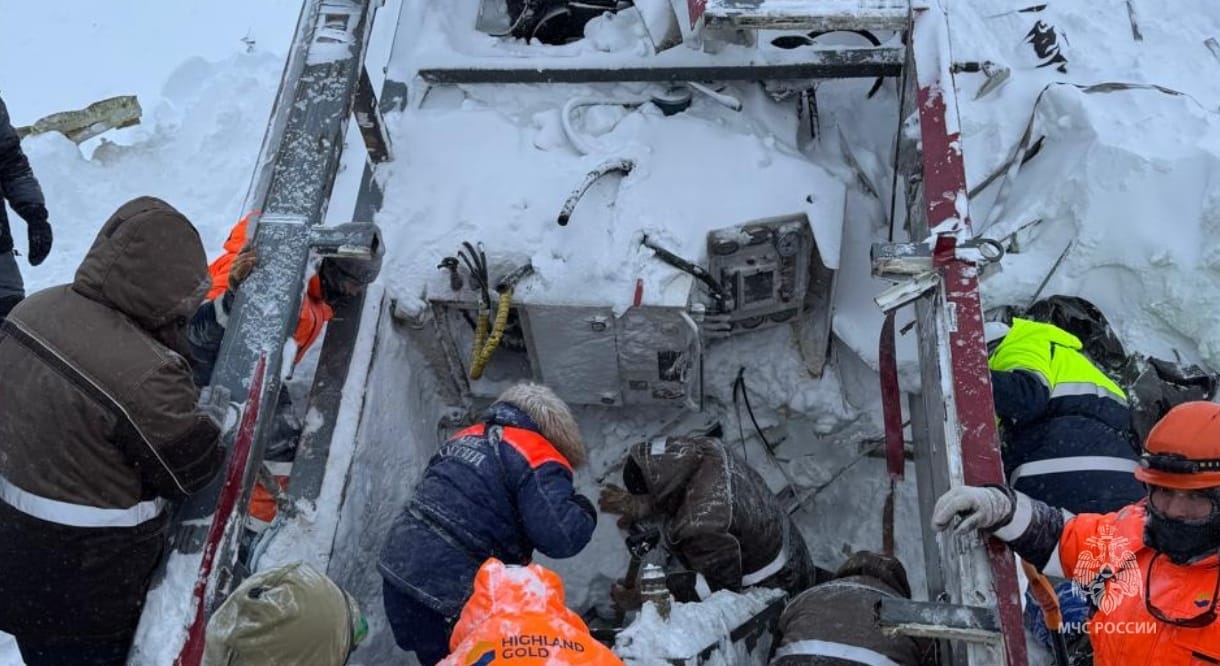 Министр по ЧС Сергей Лебедев рассказал «АиФ-Камчатка», как мог выжить 29-летний геолог под лавиной