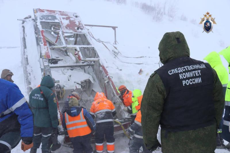 Геолога нашли живым под снежной лавиной на Агинском месторождении на Камчатке