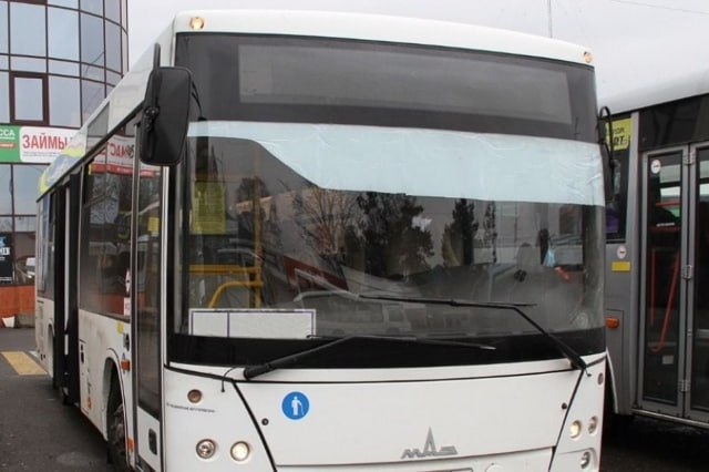 Три автобусных маршрута возит до новой краевой больницы