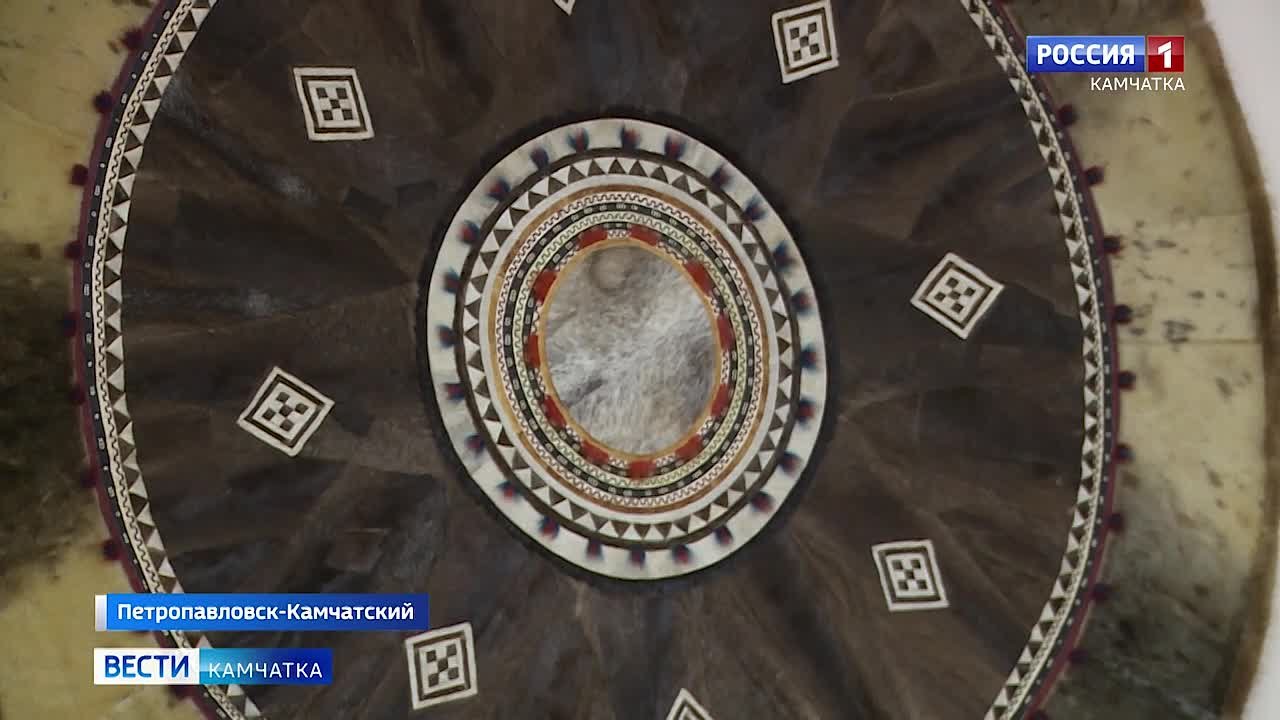 В Камчатском художественном музее начала работу выставка, посвящённая 95-летию Корякского округа