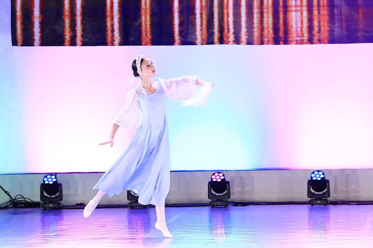 Коллектив Центра детского творчества города Елизово «Фейерверк» завоевал Гран-при на международном конкурсе в Санкт-Петербурге Коллектив Центра детского творчества города Елизово «Фейерверк» завоевал Гран-при на международном конкурсе в Санкт-Петербурге