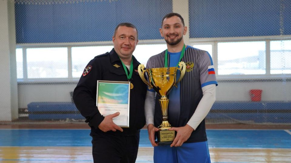 На Камчатке завершилась товарищеская встреча по мини-футболу, посвященная Дню сотрудника органов внутренних дел