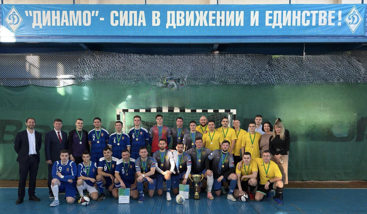 Команда следственного управления СК России по Камчатскому краю завоевала бронзу в турнире по мини-футболу Команда следственного управления СК России по Камчатскому краю завоевала бронзу в турнире по мини-футболу