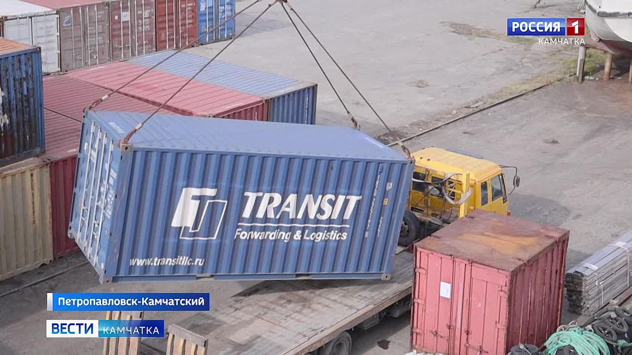 Триста сорок тонн продуктов питания и товаров первой необходимости были доставлены в отдаленные населенные пункты Камчатки