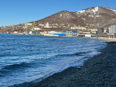 Власти Камчатки борются с загрязнением Авачинской бухты