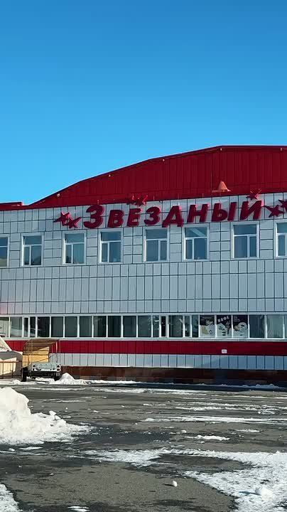 Плановый ремонт крупных спортивных объектов провели в Петропавловске-Камчатском по поручению главы региона Владимира Солодова