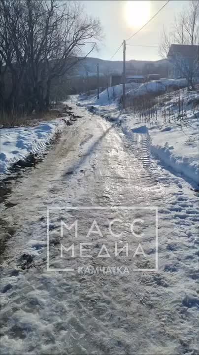 У коммунальщиков кончился песок?