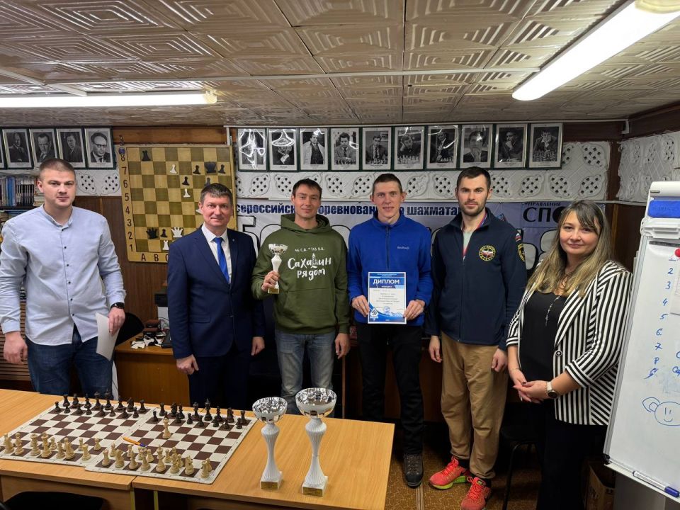 Камчатские спасатели стали победителями на соревнованиях по шахматам