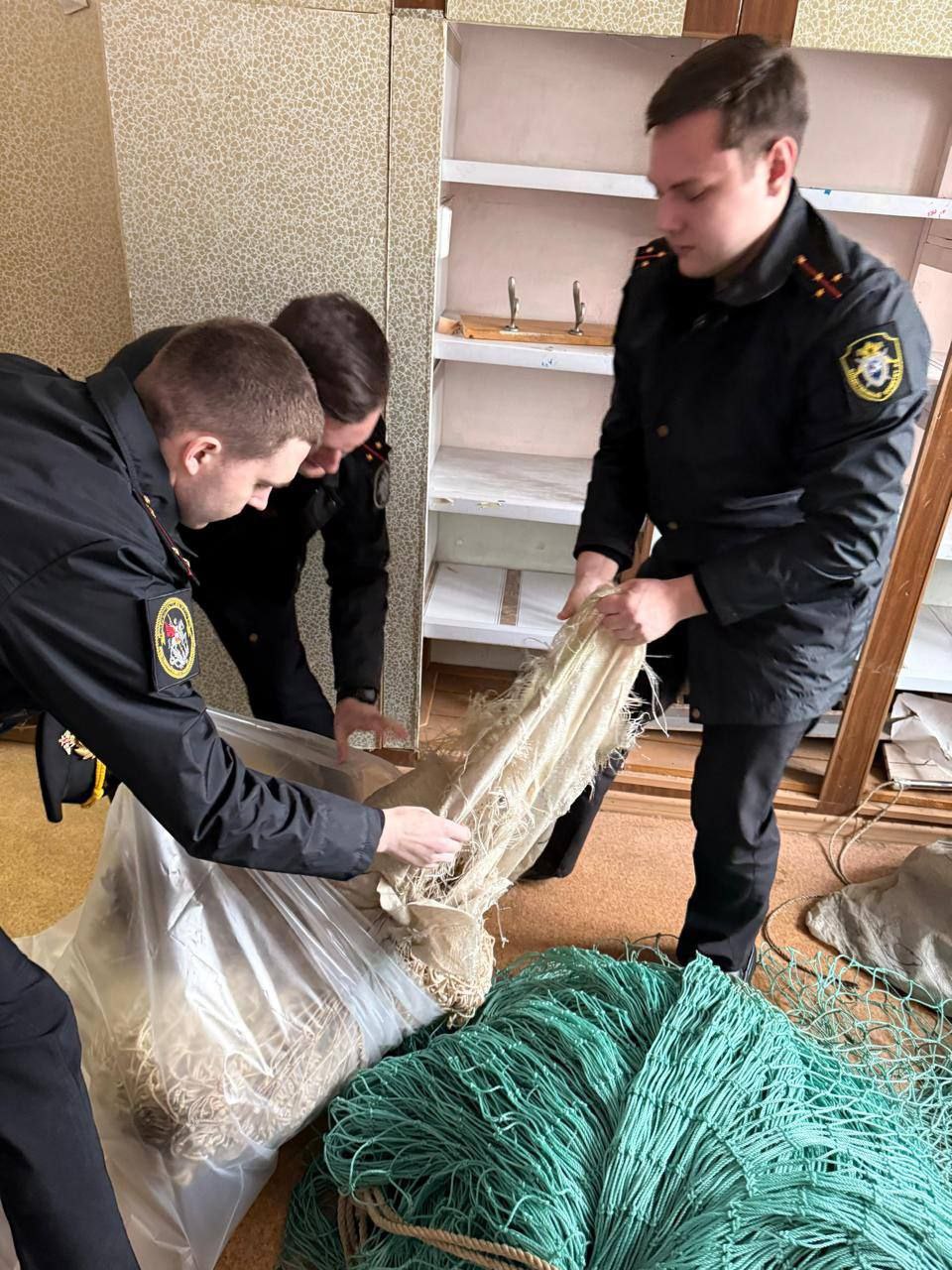 Военные следователи Следственного комитета Российской Федерации продолжают оказывать гуманитарную помощь Военные следователи Следственного комитета Российской Федерации продолжают оказывать гуманитарную помощь