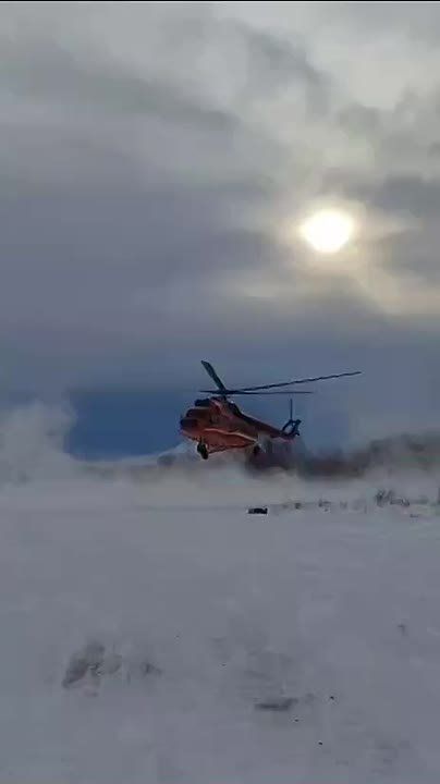   !. @uv187uv187   MAX