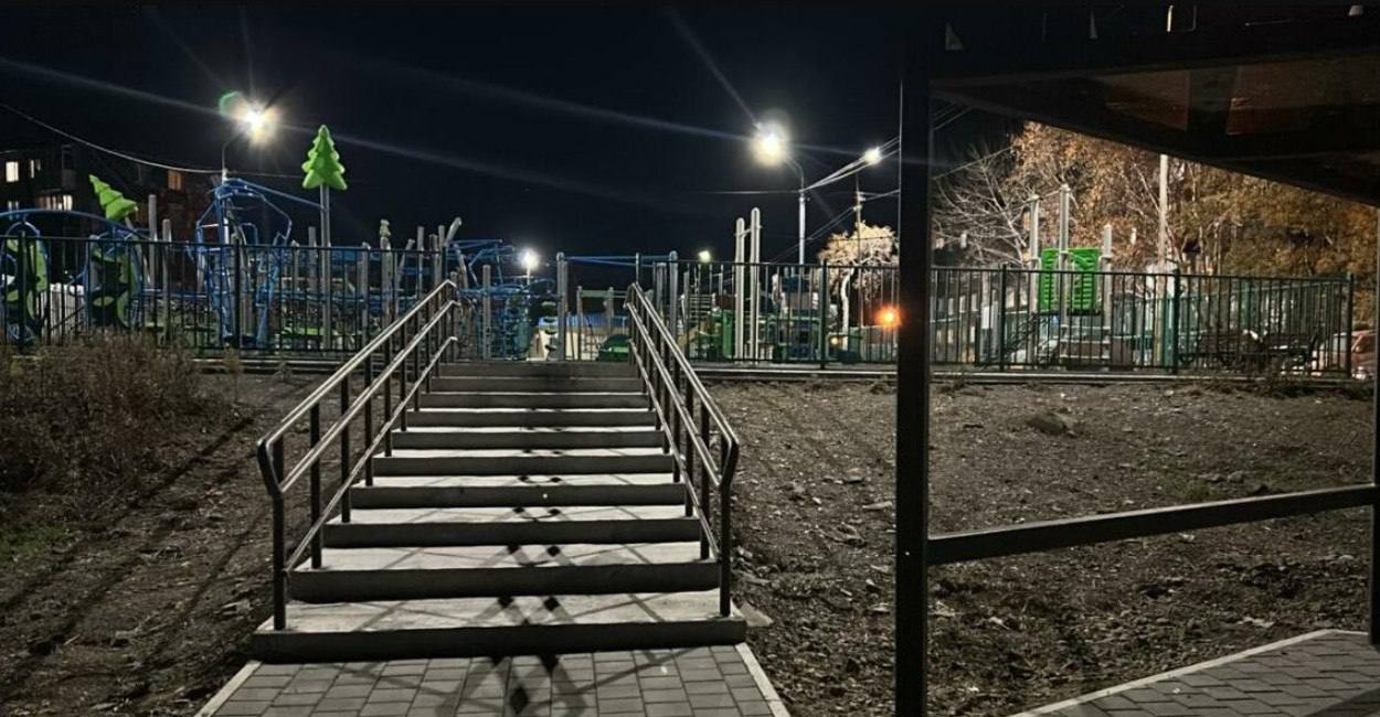 На Камчатке преобразили 45 общественных и дворовых территорий На Камчатке преобразили 45 общественных и дворовых территорий