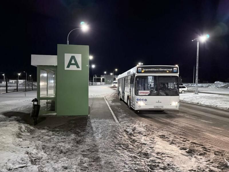 На Камчатке запустили служебный автобус для медиков новой больницы