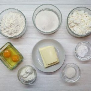 Мягкий и ароматный творожный кекс: идеальный рецепт для домашних сладкоежек